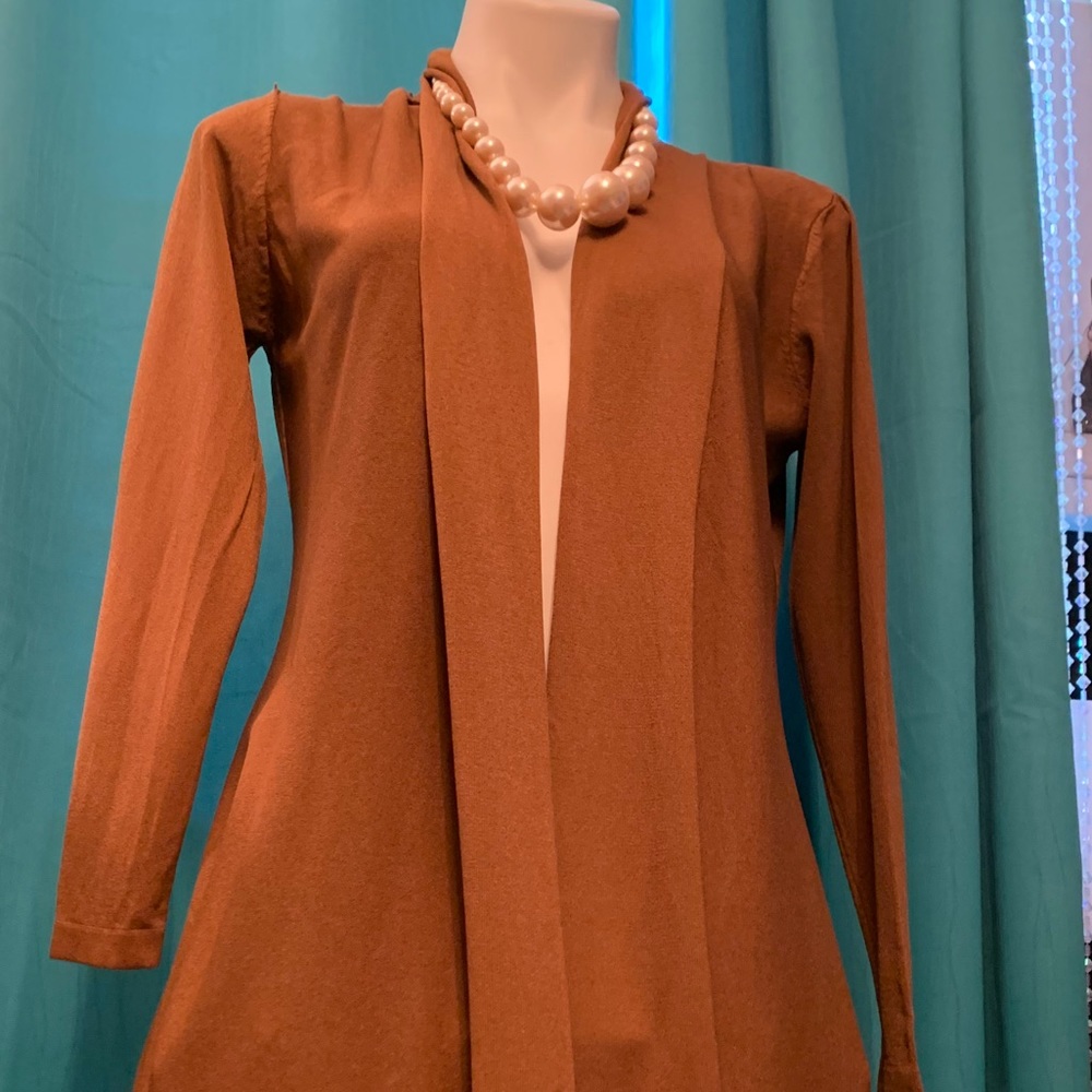 Cardigan sweater